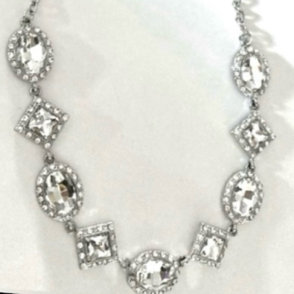 NWT Paparazzi Geometric Rhinestone Necklace - Picture 2 of 10